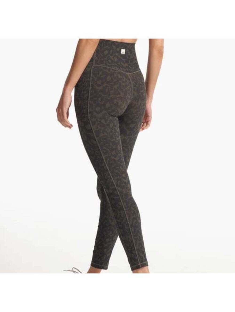 Vuori Women's Leopard Print Athletic Leggings size S